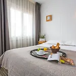 Hotel Logis Le Relais 2*
