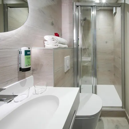 Logis Le Relais Отель 2*