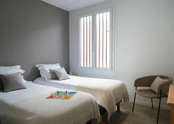Logis Le Relais Hotel