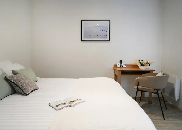 Logis Le Relais Hotel 2*