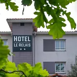 Logis Le Relais 2* 비스카로세