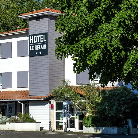 מלון Logis Le Relais 2*