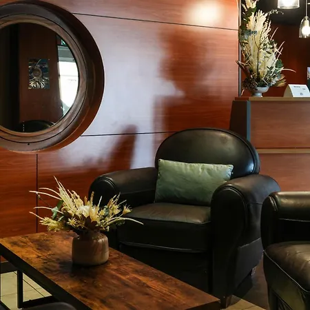Otel Logis Le Relais Biscarrosse
