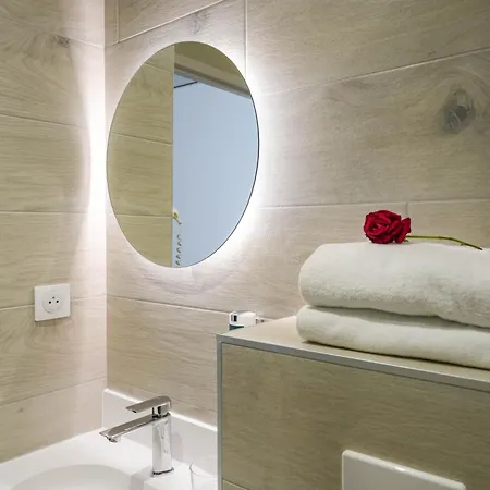 Otel Logis Le Relais Biscarrosse