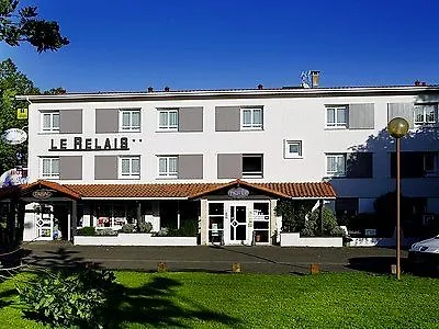 Logis Le Relais 2* ביסקארוס