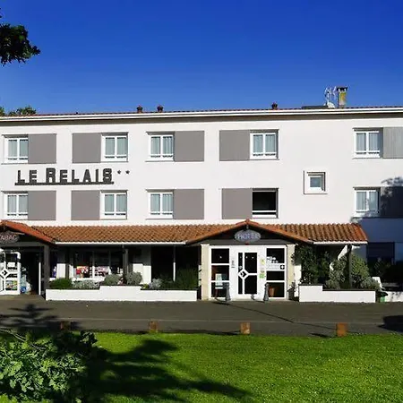 Hotel Logis Le Relais 2*