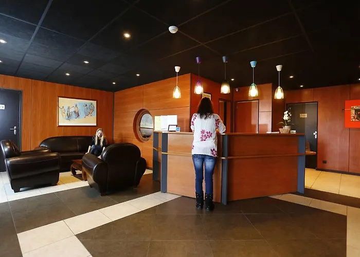 Logis Le Relais Hotel 2*