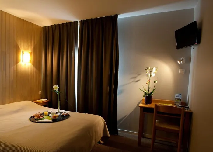 Hotel Logis Le Relais Biscarrosse