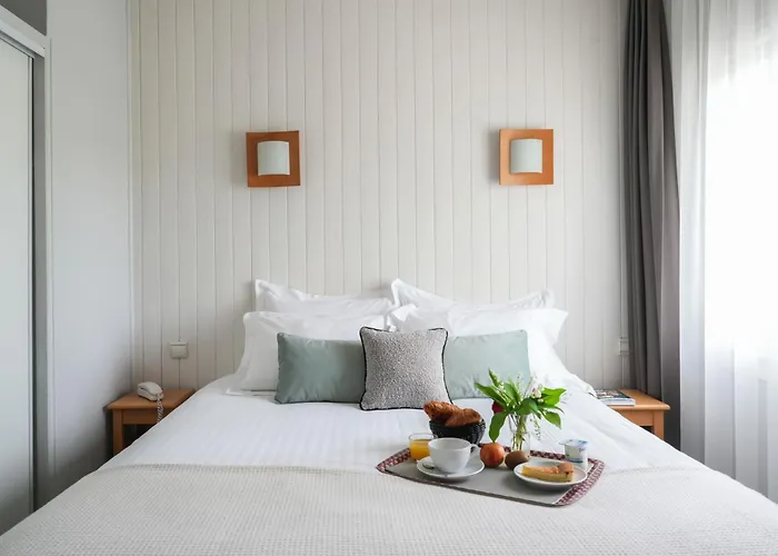 Logis Le Relais Hotel Biscarrosse