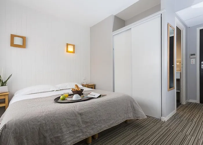 Hotel Logis Le Relais Biscarrosse