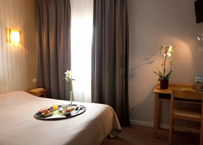 Logis Le Relais Szálloda